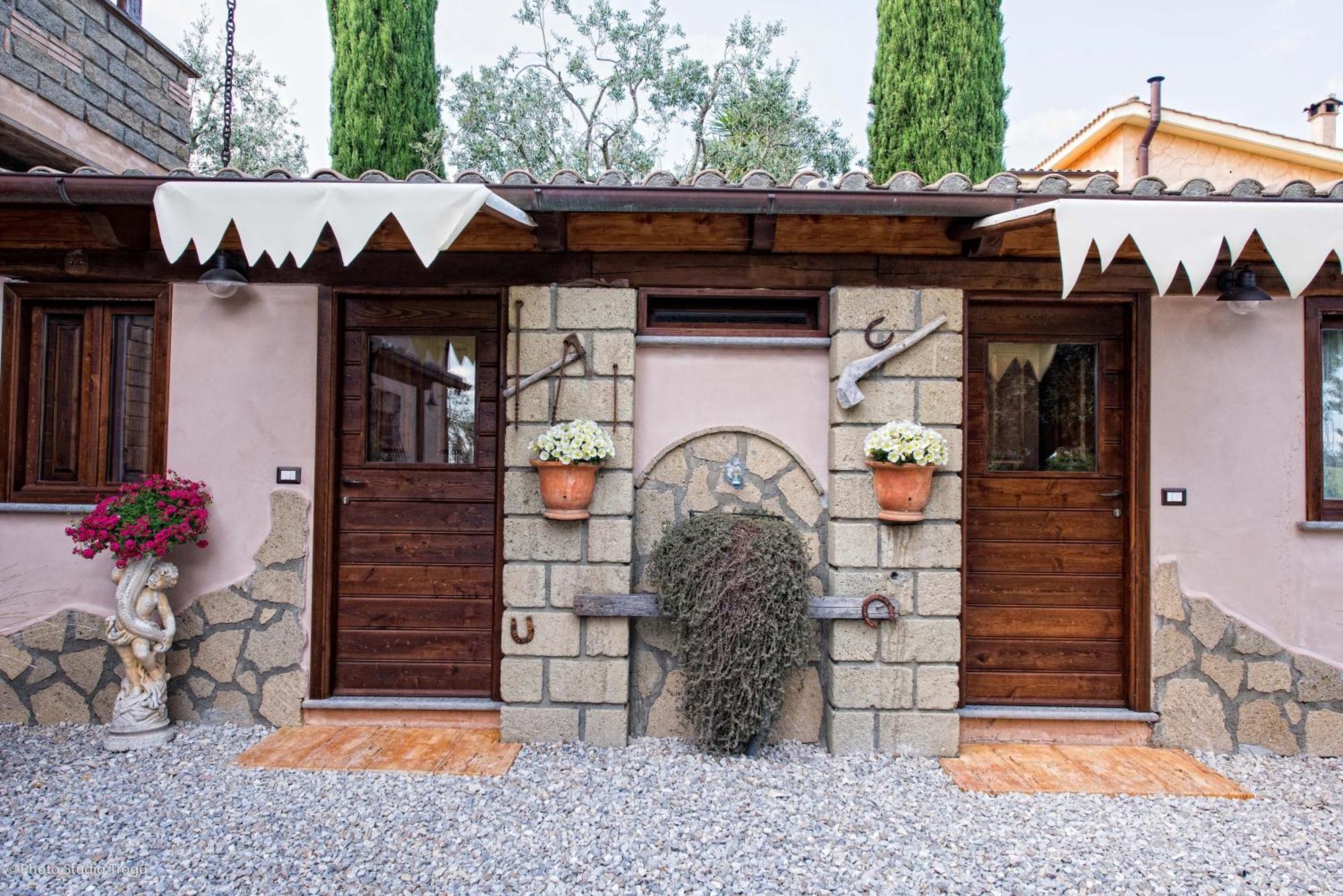 Il Giardino Dei Flintstones B&B Cerveteri Szoba fotó