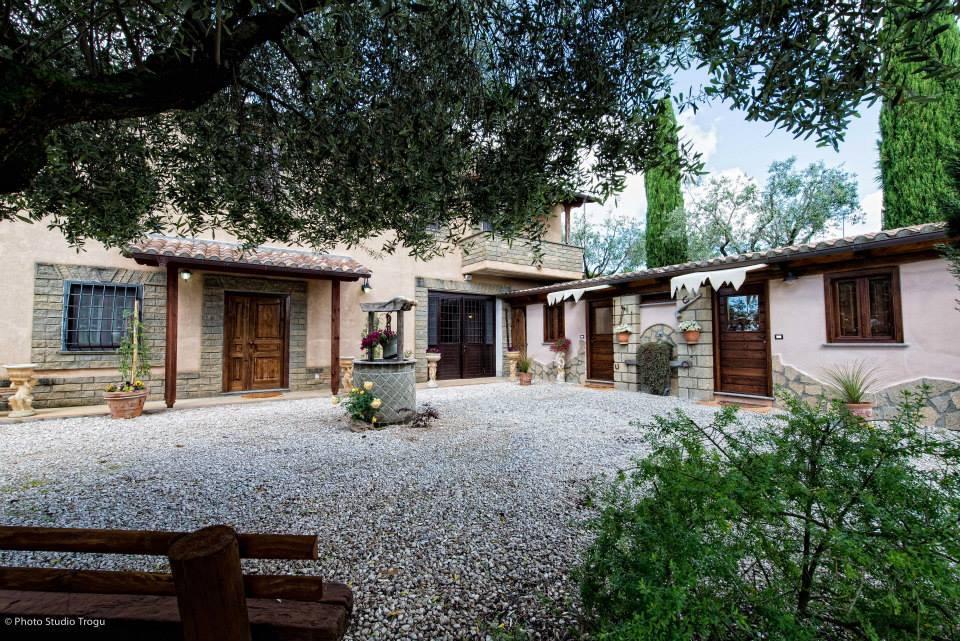 Il Giardino Dei Flintstones B&B Cerveteri Kültér fotó